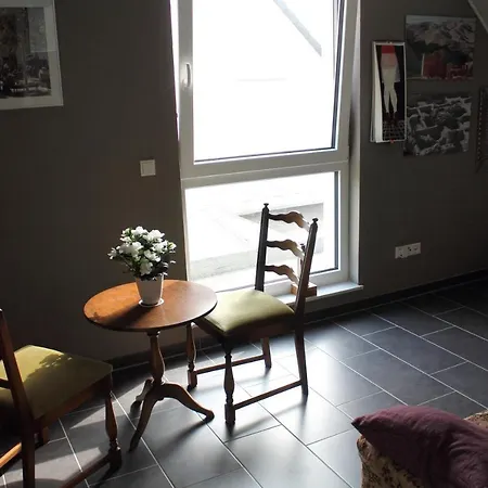 Gaestezimmer 10 Min Von Der Altstadt Entfernt ホームステイ *