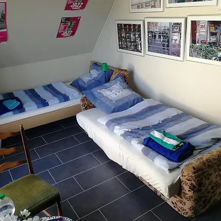 ホームステイ Gaestezimmer 10 Min Von Der Altstadt Entfernt ハッティンゲン